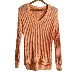 Lucky Brand Light Orange V-Neck Sweater Size Medium